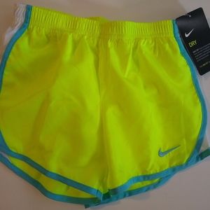 New $25 Nike Girls Dri Fit Running Shorts With Lin